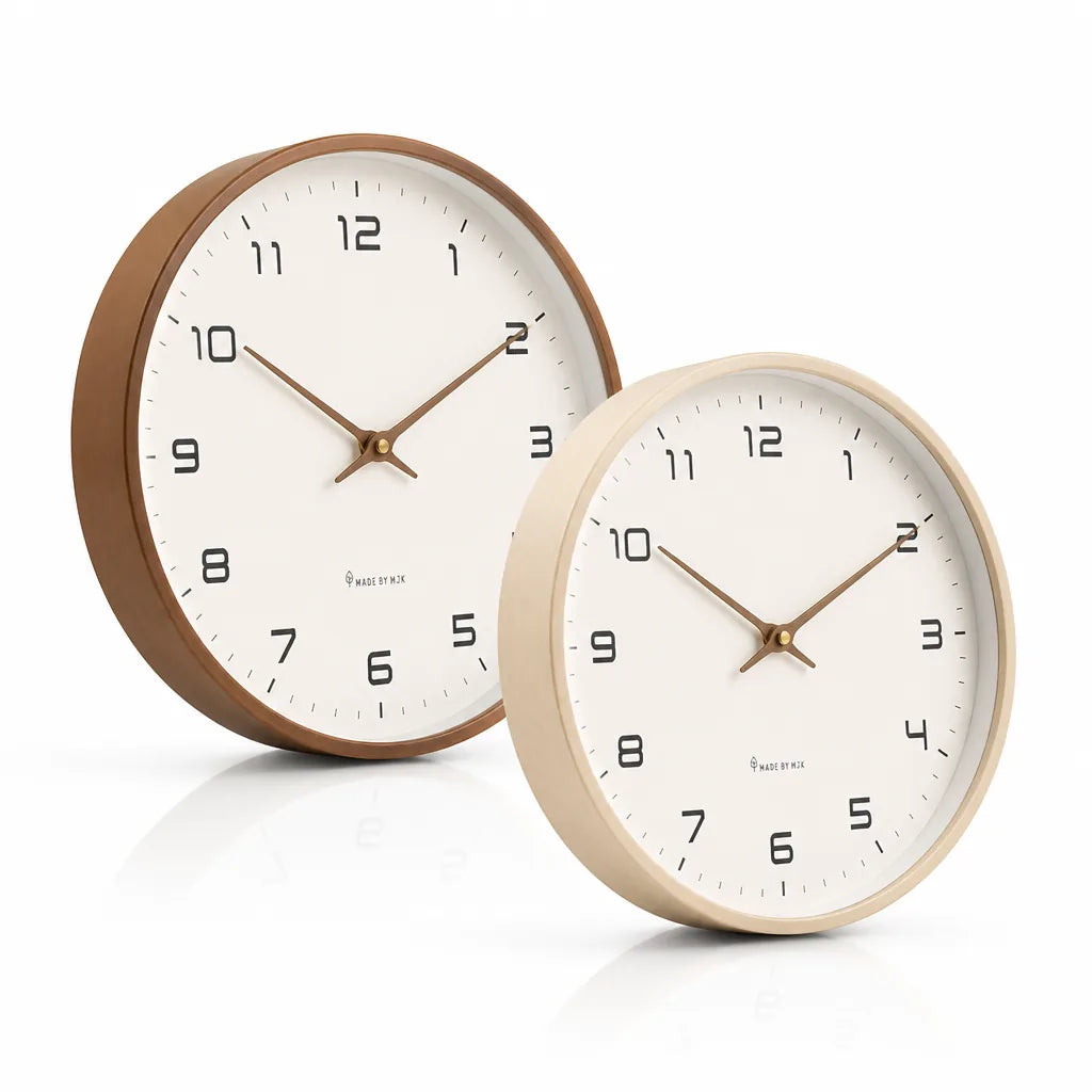 Silent Sweep Solid Wood Wall Clock (25x25 & 30x30 cm) – detail view